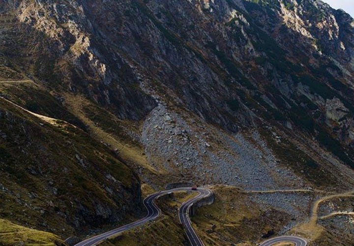 Mountain Ecosystems and Resource Management